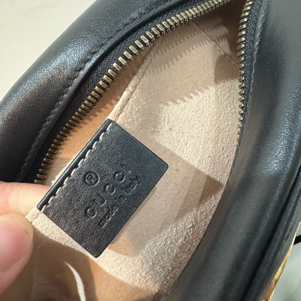 GG Marmont small camera bag - Picture 6 of 13